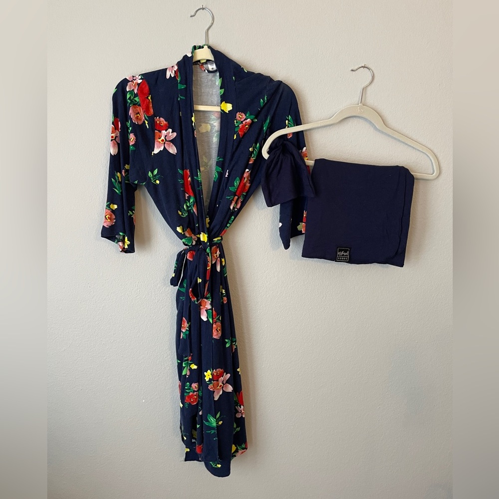 VGUC navy floral maternity and postpartum robe and matching swaddle with hat